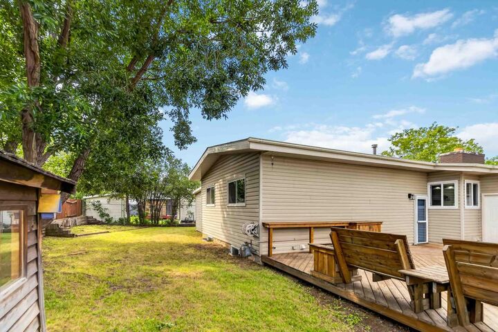 Property Photo:  286 Kennedy Bay  AB T9K 1P7 