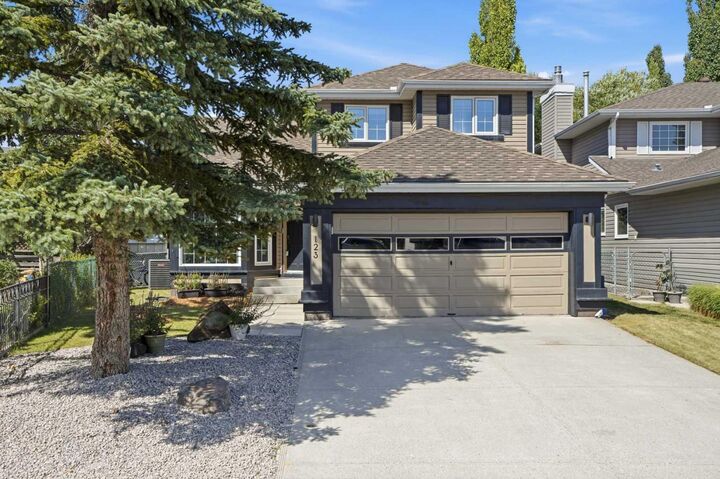 Property Photo: 123 Schubert Hill NW AB T3L 1W6