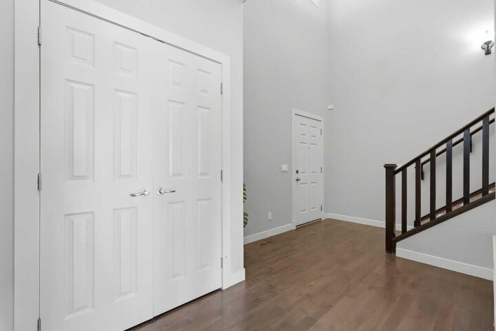 Property Photo: 7 Copperleaf Terrace SE AB T2Z 0C1