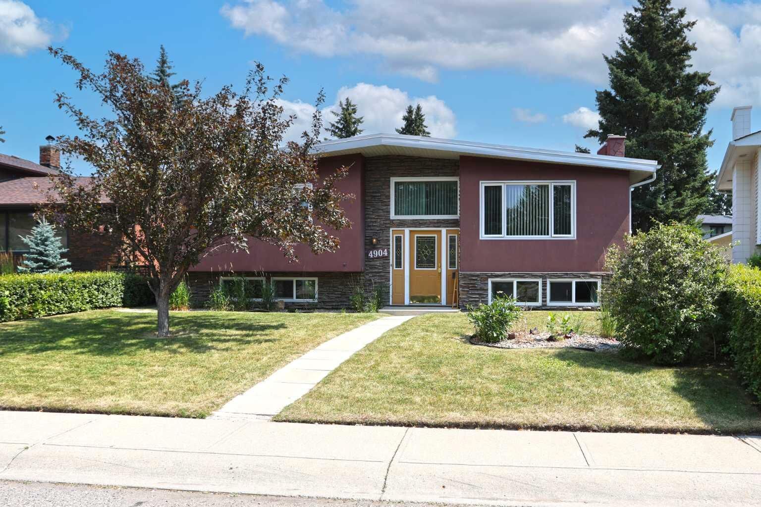 Property Photo: 4904 Verulum Place NW AB T3A 0K1