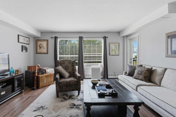 Property Photo: 105 7 Avenue SE 208 AB T1V 1T8