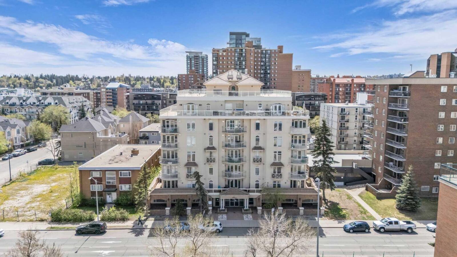 Property Photo:  1315 12 Avenue SW 303  AB T3C 0P6 