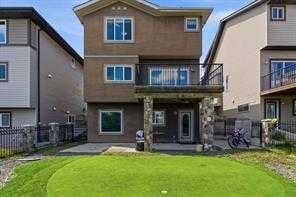 Property Photo: 21 Evansview Manor NW AB T3P 0J7