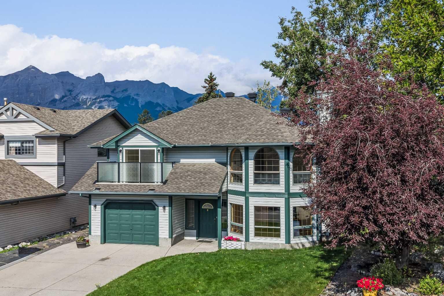 Property Photo: 522 Grotto Road AB T1W 1J2