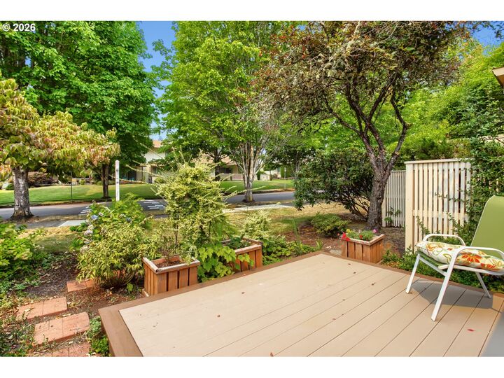 Property Photo:  15915 SW Greens Way  OR 97224 