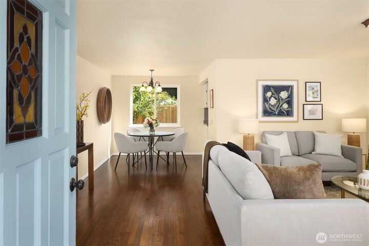 Property Photo:  211 N 160th Street  WA 98133 