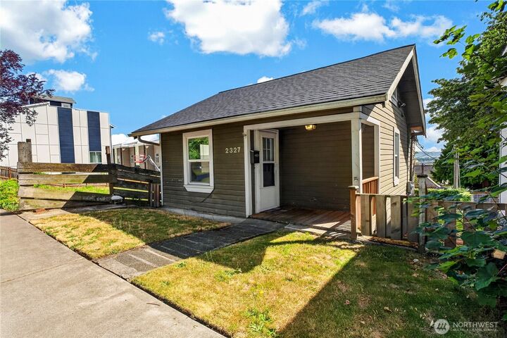 Property Photo:  2327 S G Street  WA 98405 