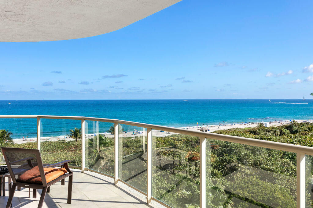 Property Photo: 3920 N Ocean Drive 6A FL 33404