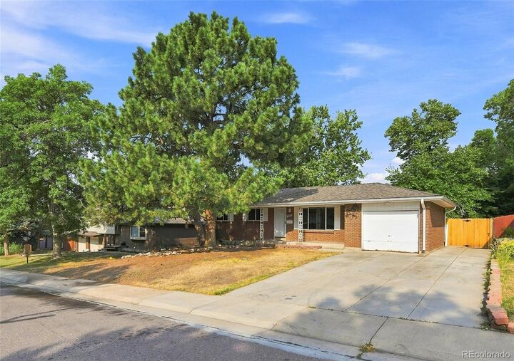 Property Photo:  1289 S Drexel Way  CO 80232 