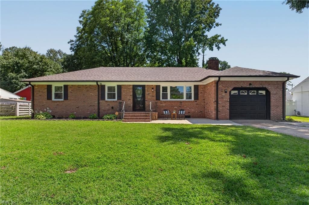 Property Photo: 429 Clemson Ave VA 23324