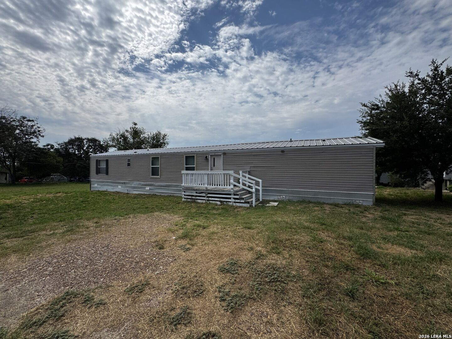 Property Photo: 607 Jackson St TX 78064