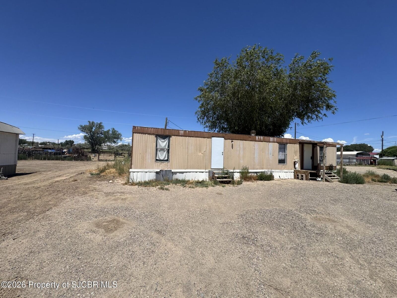 Property Photo:  10 Road 6264  NM 87417 