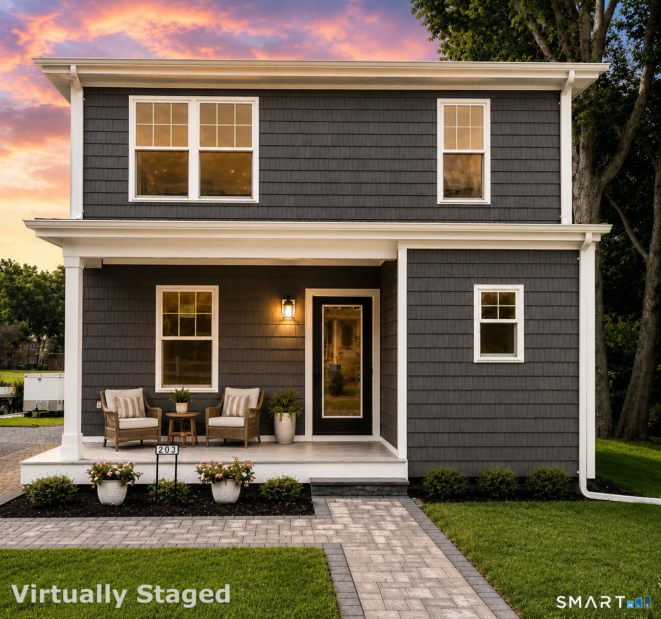 Property Photo:  203 High Street  CT 06460 