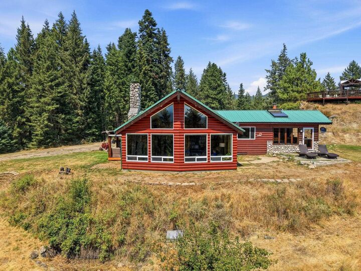 Property Photo:  15504 N Osprey Ln  WA 99025 