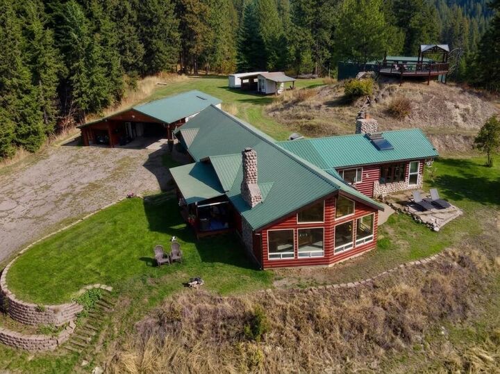 Property Photo:  15504 N Osprey Ln  WA 99025 