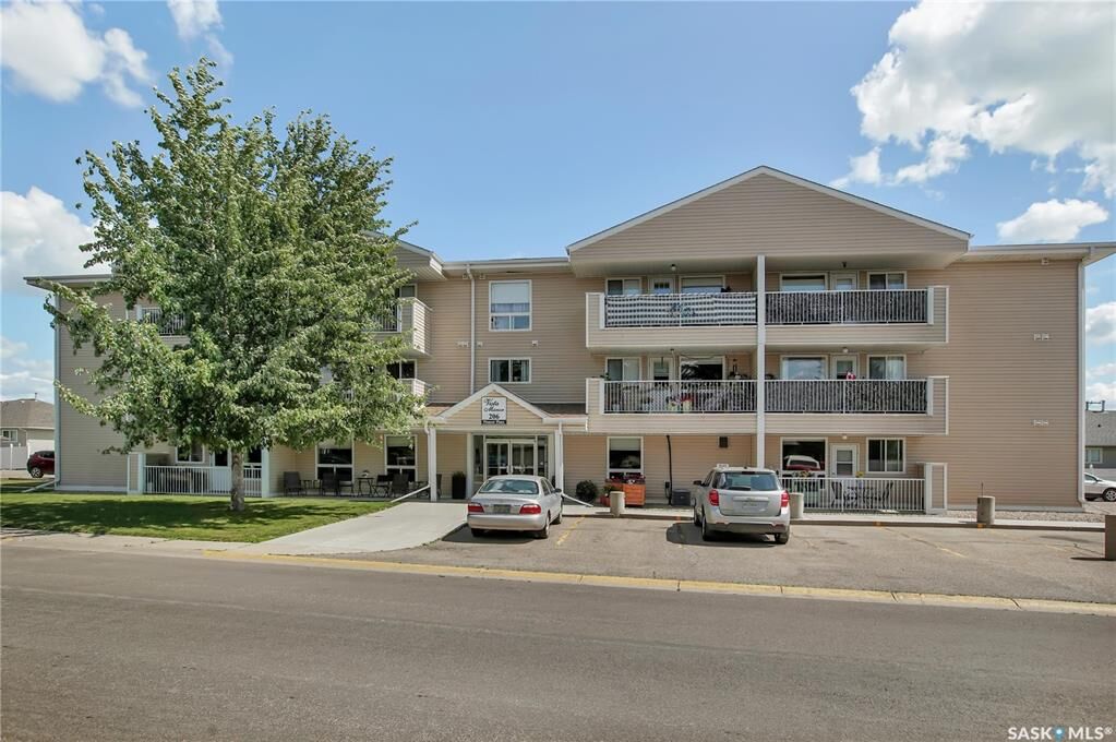 Property Photo:  206 Pioneer Place 107  SK S0K 4S0 