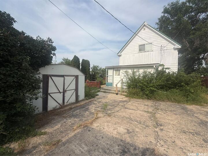 Property Photo:  381 Main Street  SK S0C 0K0 