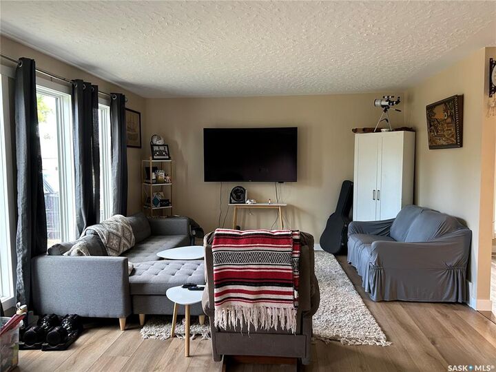 Property Photo:  531 6th Street  SK S0K 2A0 