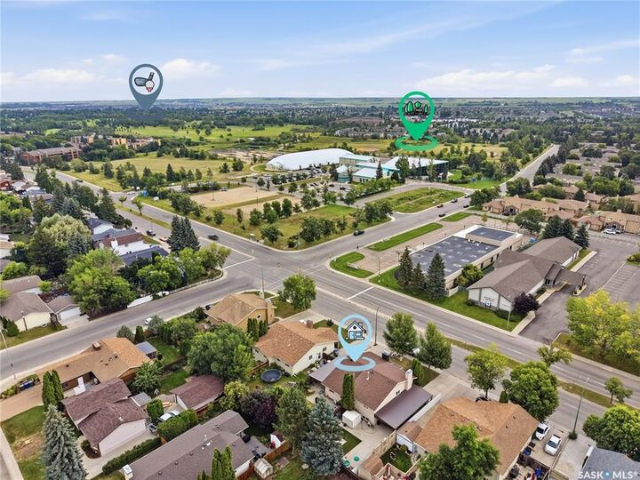 Property Photo: 1718 McKercher Drive SK S7H 5E2