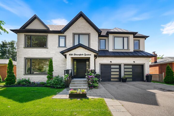 Property Photo: 438 Brownfield Gardens ON M1C 2Y7