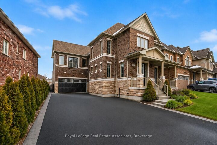 24 Burke Street — photo 1