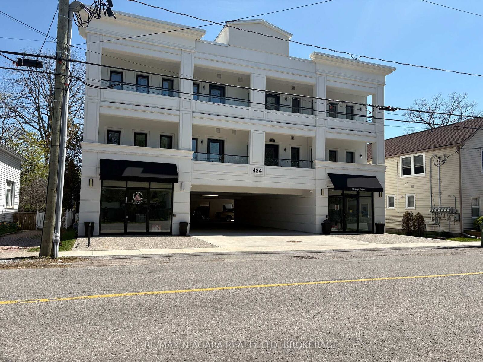 Property Photo:  424 Ridge Road N 207  ON L0S 1N0 
