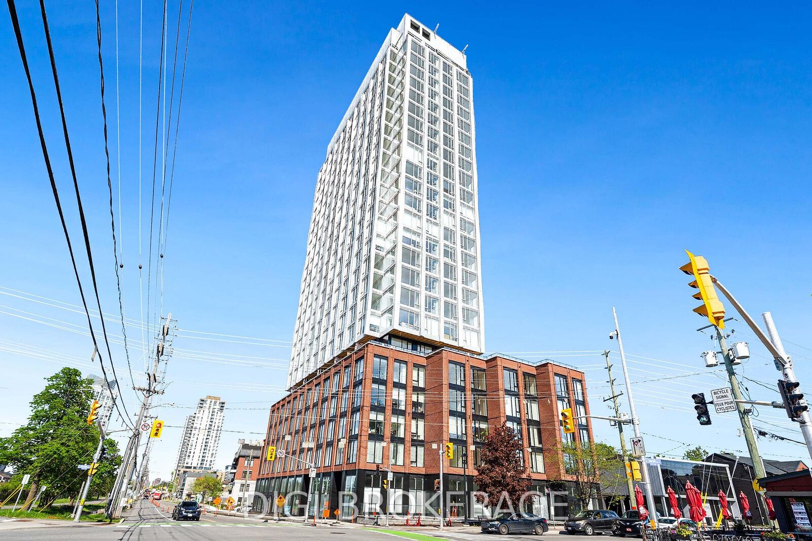 Property Photo: 2070 Scott Street 1404 ON K1Z 0C8