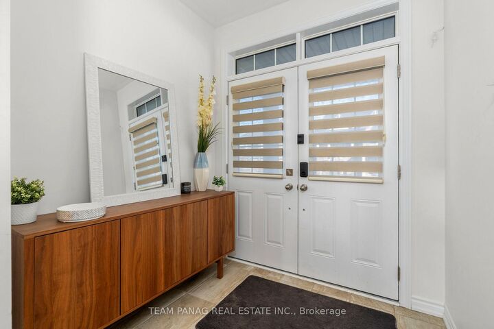 Property Photo:  15 Valleybrook Road  ON L9J 1L4 