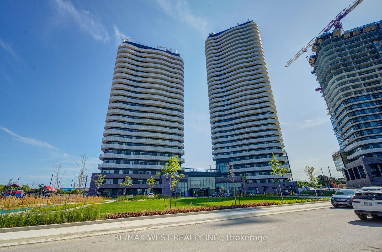 Property Photo: 6 Flavelle Trail 2012 ON L4L 0M8