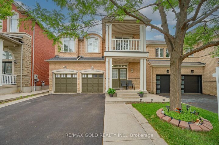 Property Photo: 14 Maddybeth Crescent ON L6Y 5R7