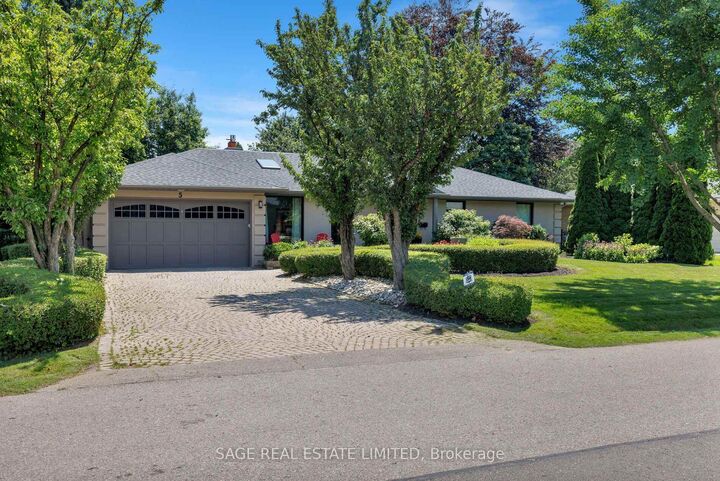 5 Blair Athol Crescent — photo 1