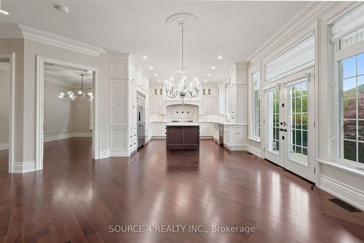 Property Photo:  268 Grand Vellore Crescent  ON L4H 0N7 