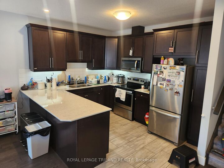 Property Photo:  1960 Dalmagarry Road 165  ON N6G 0T8 