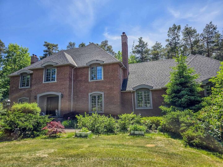 Property Photo: 2 Heron Trail ON L3Y 4W1