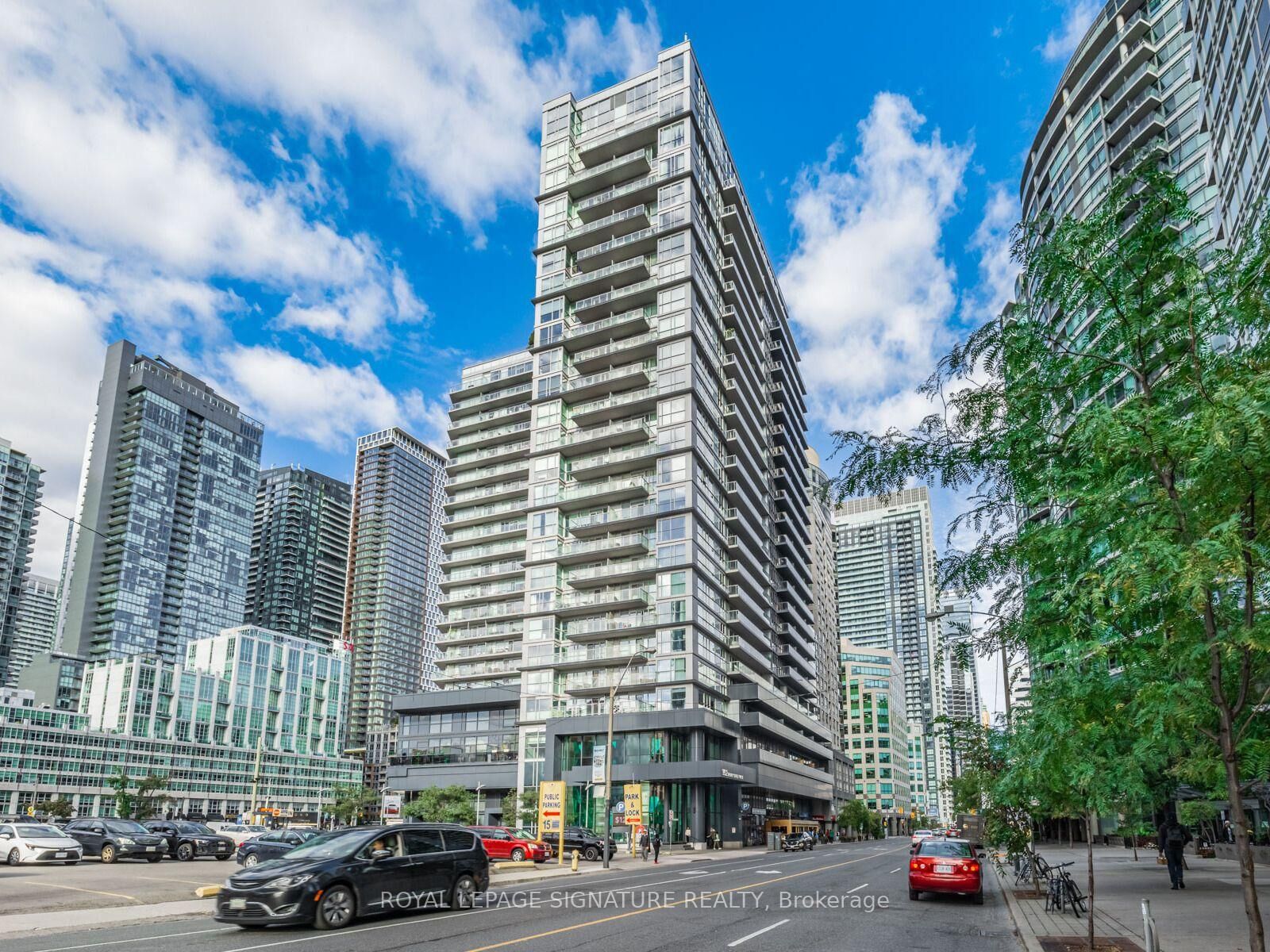Property Photo: 352 Front Street 1411 ON M5V 1B5