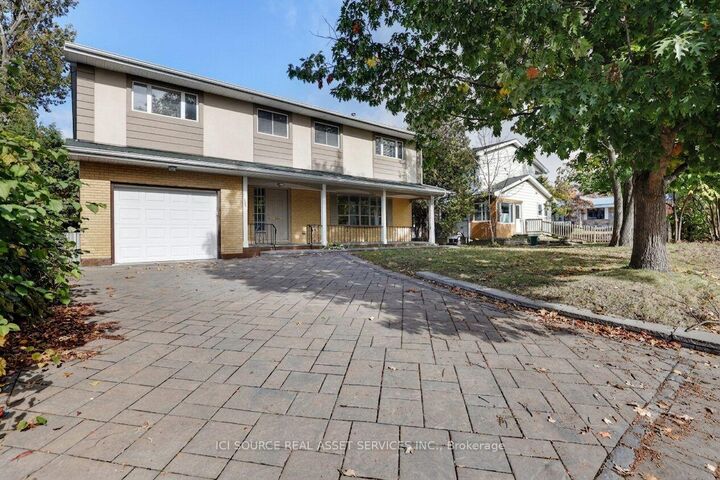 Property Photo:  1371 Kilborn Avenue  ON K1H 6L5 