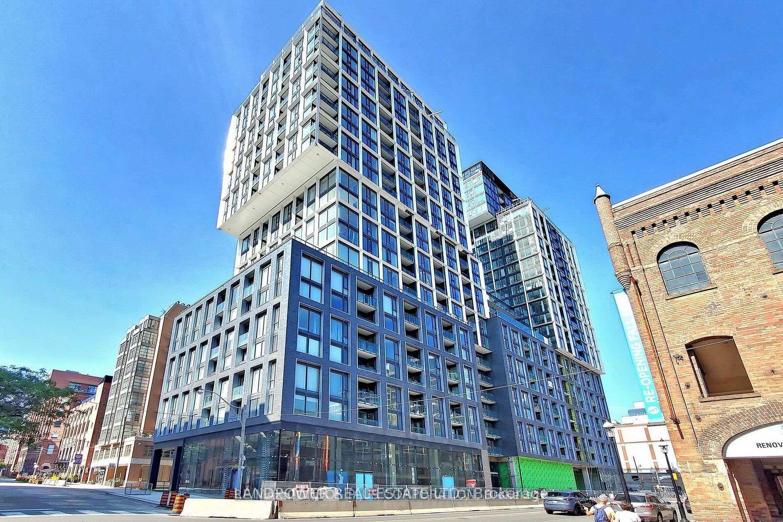 Property Photo:  158 Front Street E 713  ON M5A 0K9 
