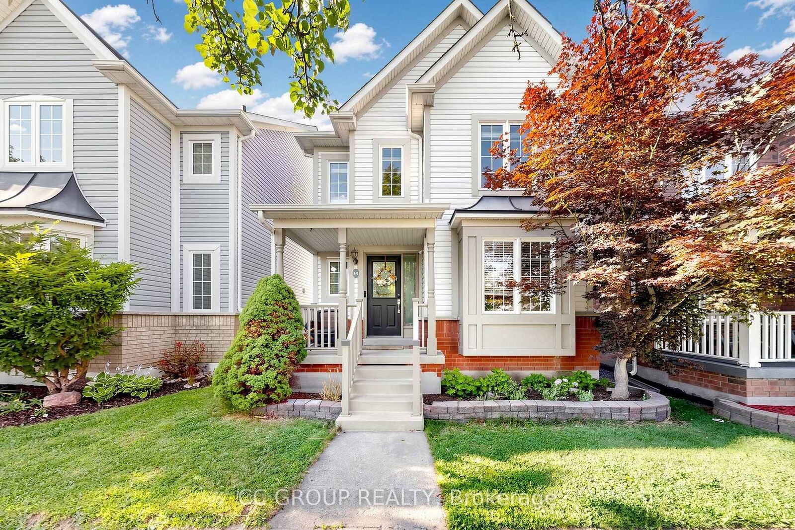 Property Photo: 34 Glendennan Avenue ON L6B 1C7