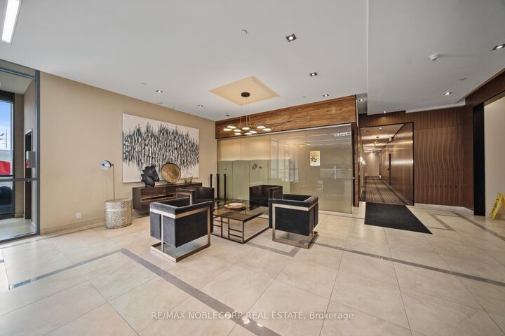 Property Photo:  15 Zorra Street 1302  ON M8Z 0C1 