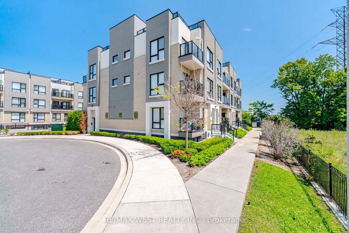 Photo de la propriété:  515 Kingbird Grove 233  ON M1B 5R7 