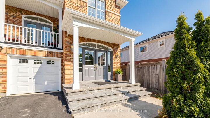 Property Photo: 193 Queen Mary Drive ON L7A 1Y3