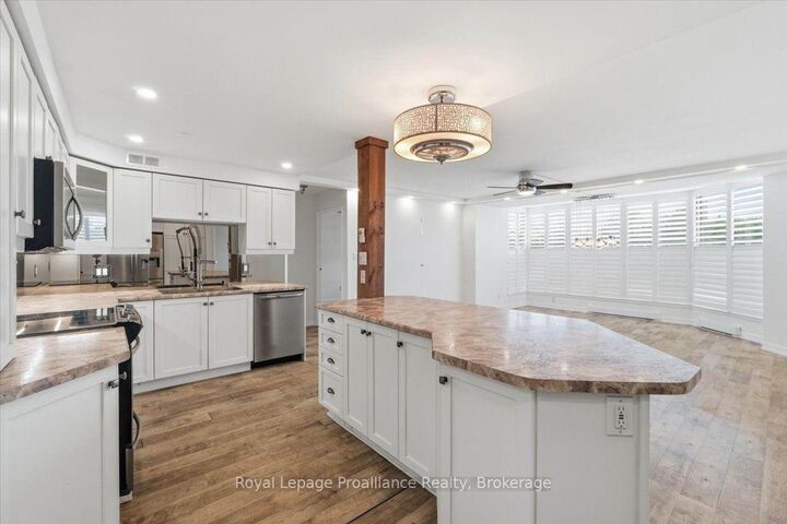 Property Photo:  350 Front Street 504  ON K8N 5M5 