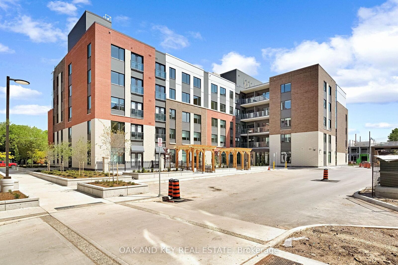 Property Photo: 385 Hill Street 310 ON N6B 1E4