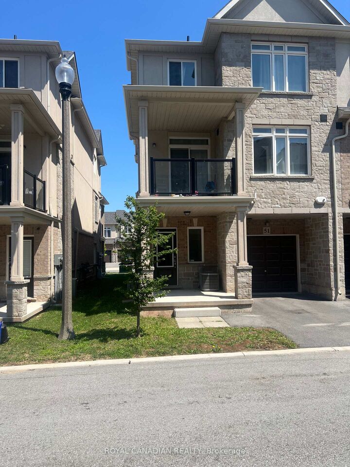 Property Photo:  40 Zinfandel Drive 51  ON L8E 0L1 