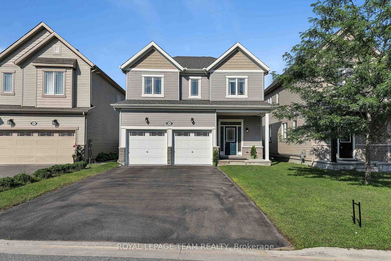 Property Photo: 3209 Harvester Crescent ON K0G 1J0
