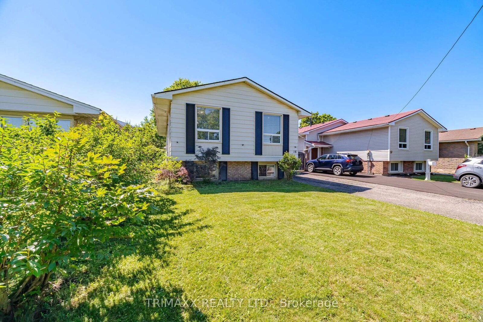 Property Photo:  16 Loraine Drive  ON L2P 3N8 