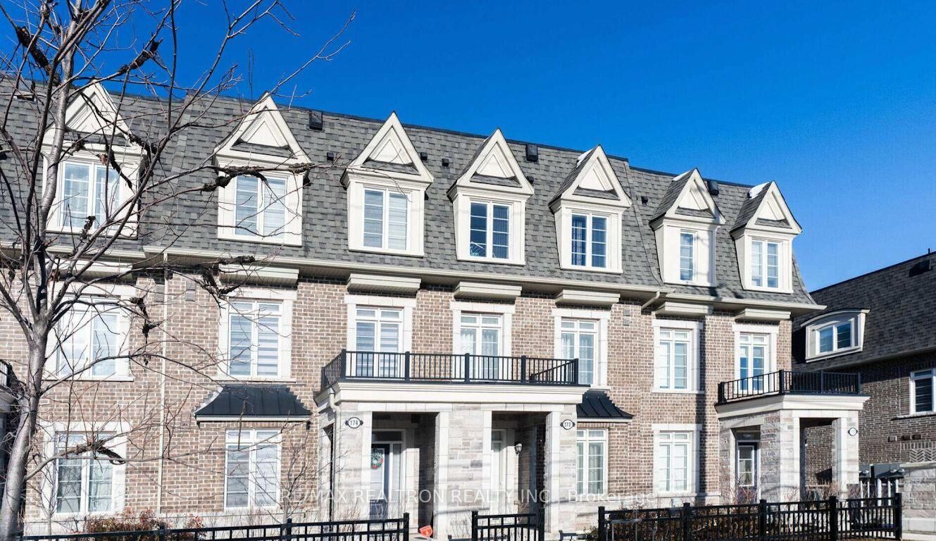 Property Photo: 172 Elgin Mills Road W ON L4C 5S4