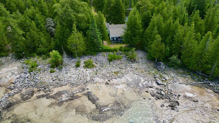 123 Fowlie Road — photo 1