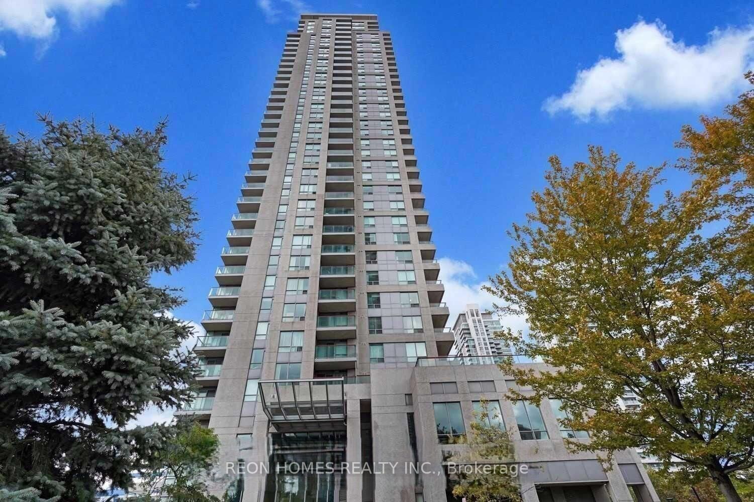 Property Photo:  60 Brian Harrison Way 2203  ON M1P 5J5 