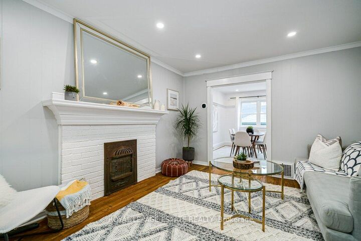 Property Photo: 212 Lawlor Avenue ON M4E 3M1